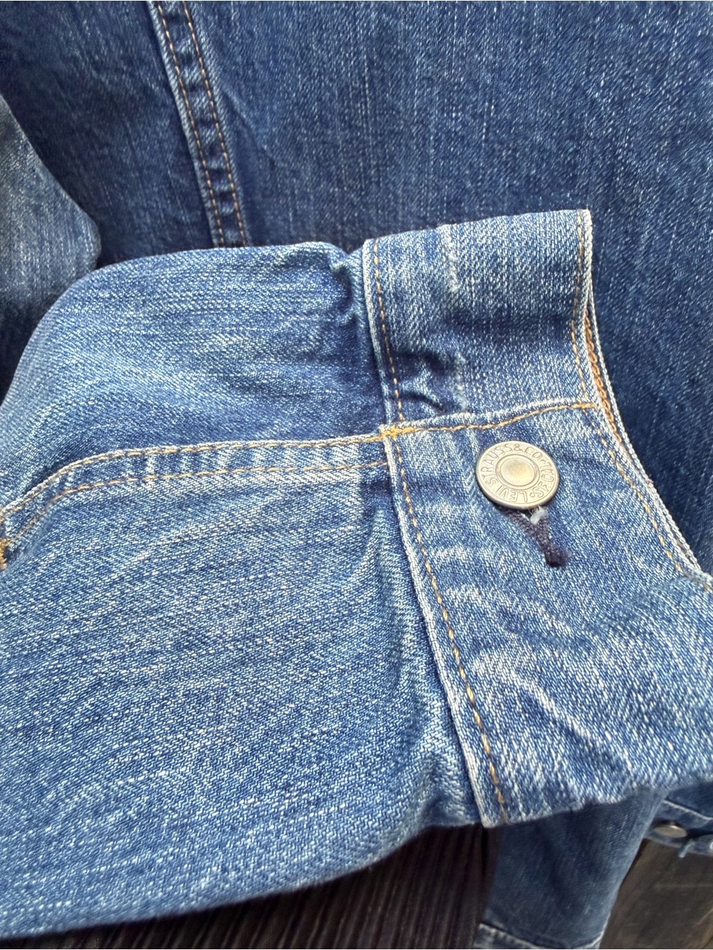 Levi’s Trucker Denim Jacket Women’s XXL Oversized Light Wash Blue Jean Jacket - Picture 8 of 14